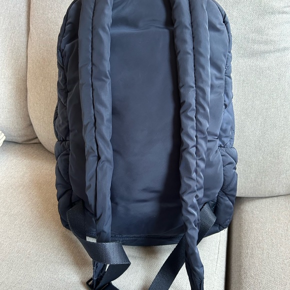 Marc Jacobs Midnight Blue Quilted Backpack, lightweight,really good condition - Picture 4 of 9